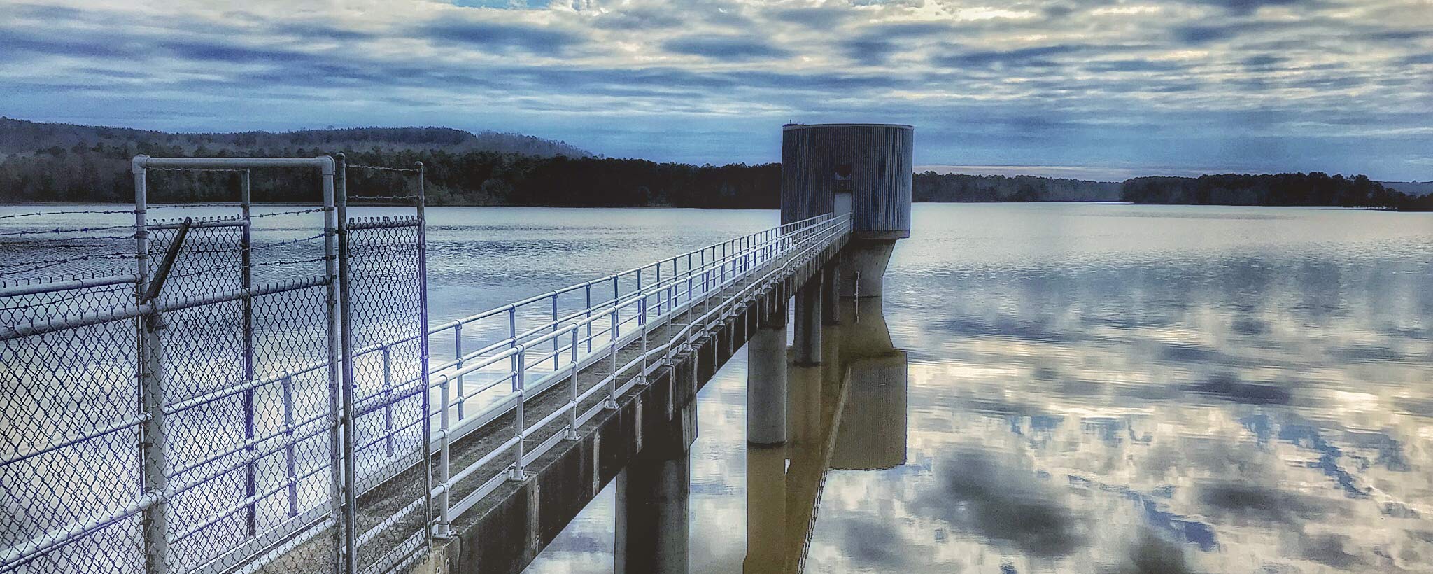 Intake tower at Cedar Creek Dam. Intake tower at Cedar Creek Dam