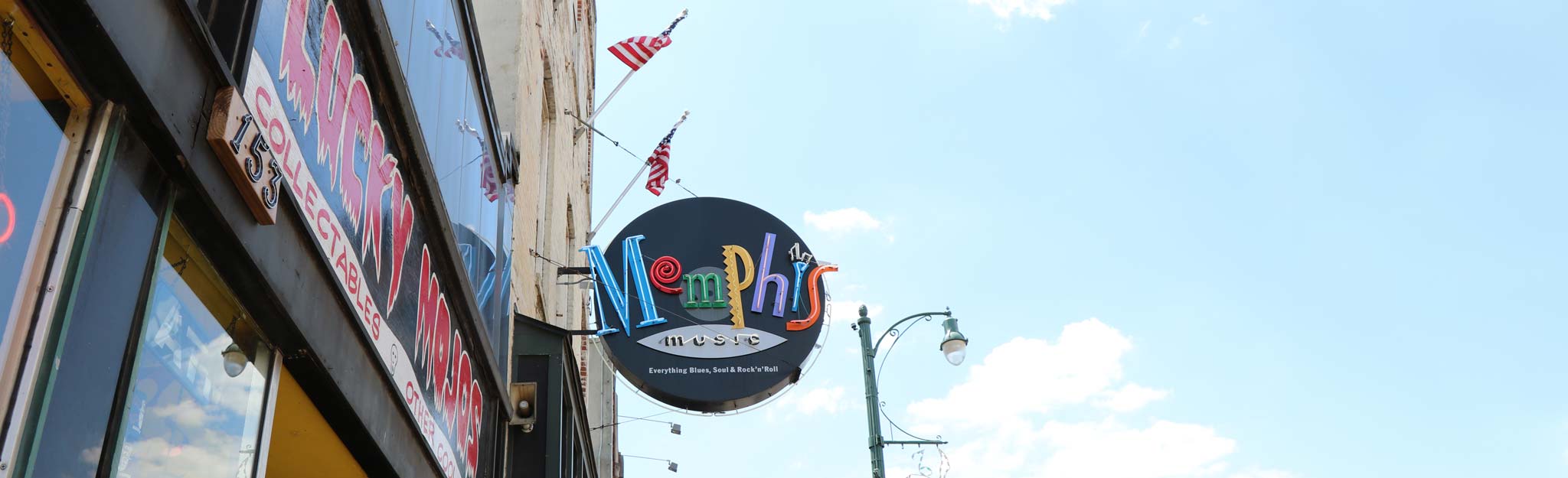 Memphis street sign