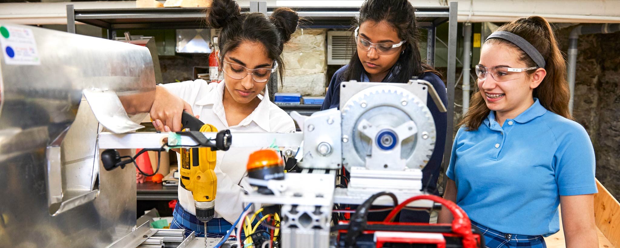 Girls in school learning engineering