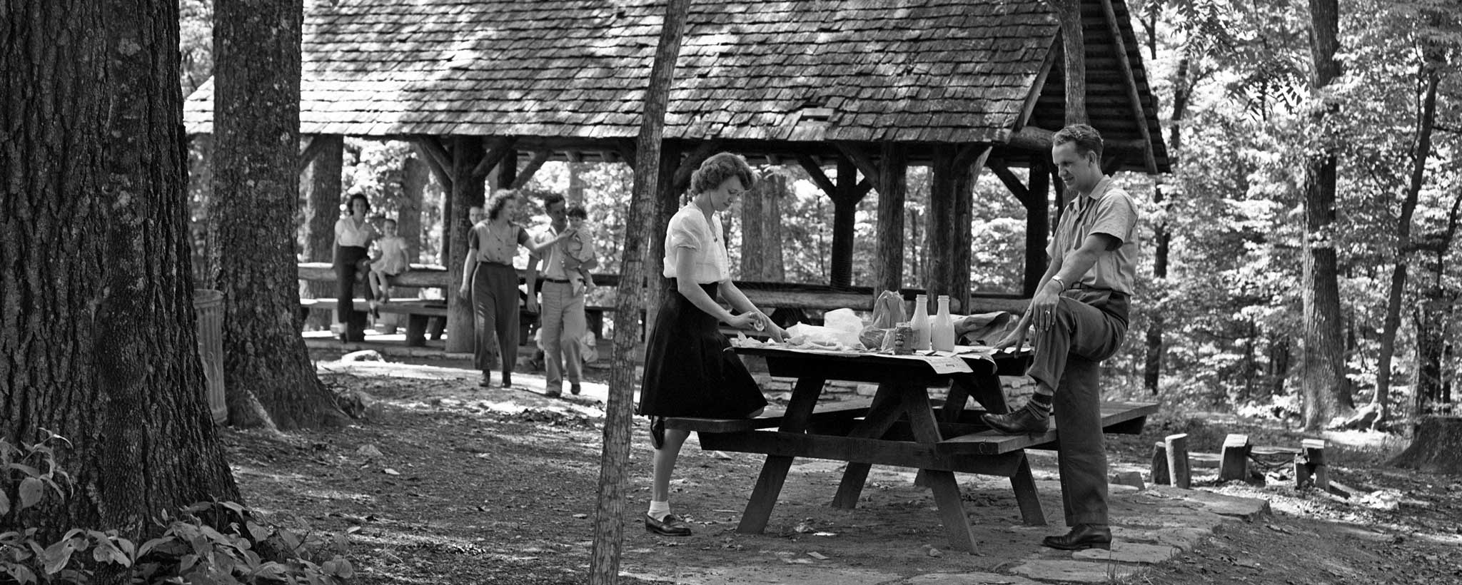 kx02684_norris_may_1946-hero-2048-by-820 Picnic in 1930's