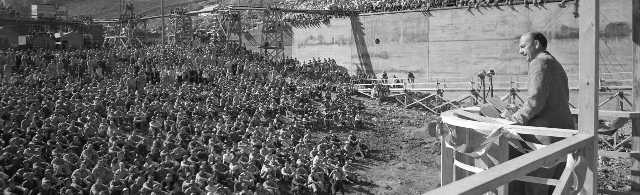 1943 dedication ceremony at Douglas Dam