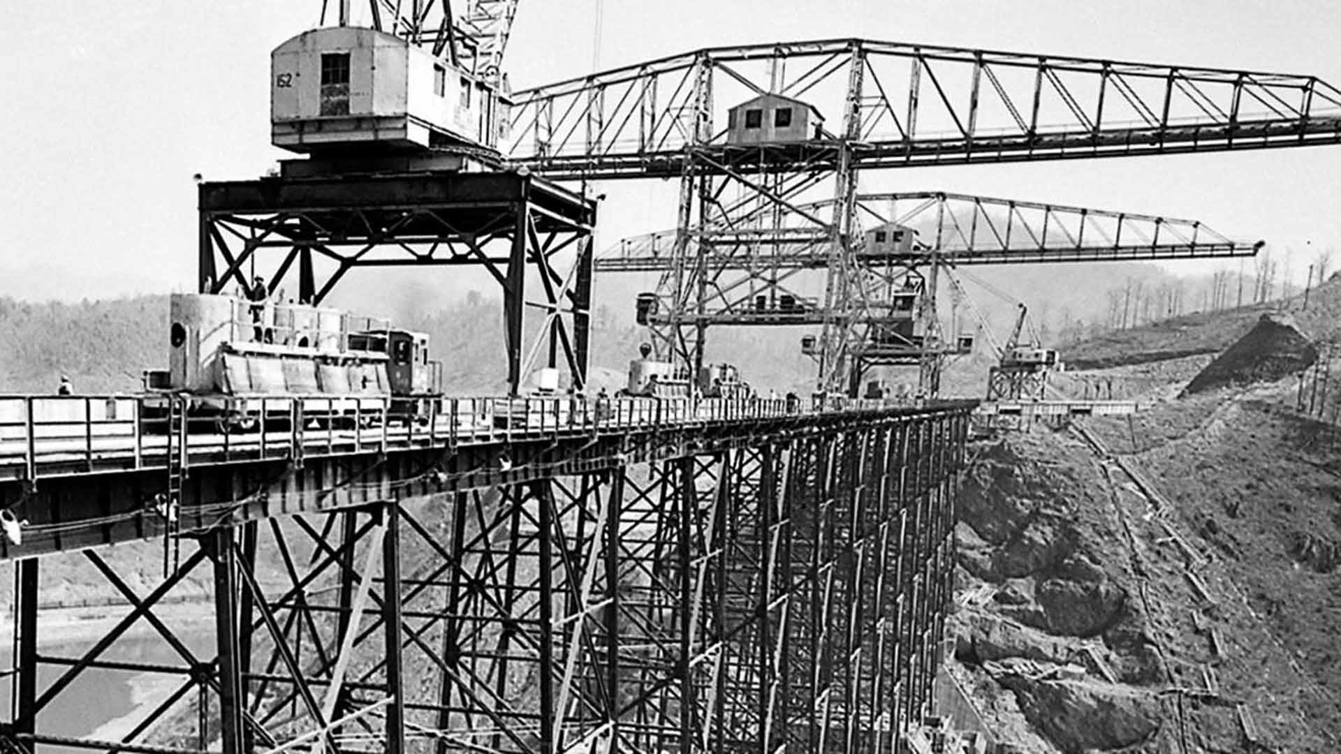 Dam construction in the 1930s