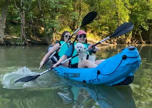 Shannon Carter kayaking with her daughter