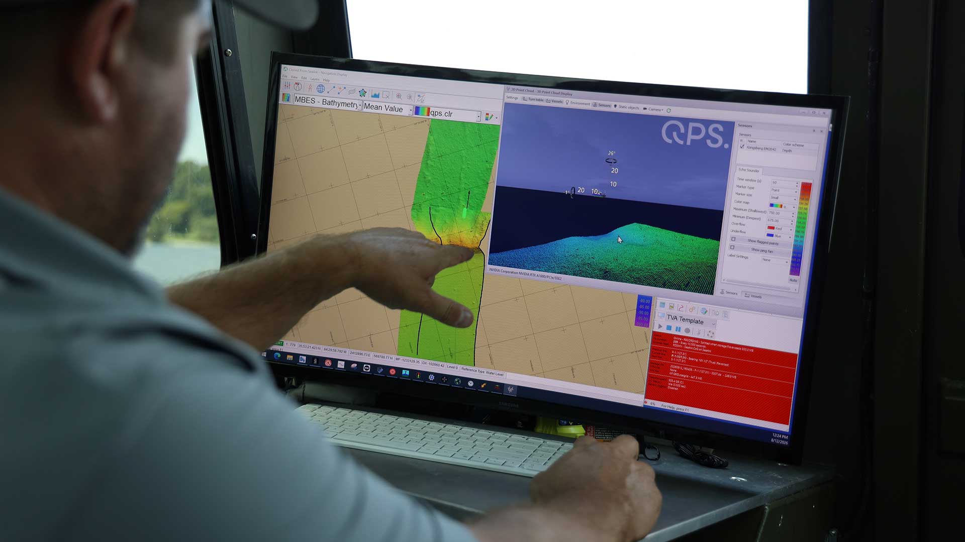 Sonar displays information on a computer screen