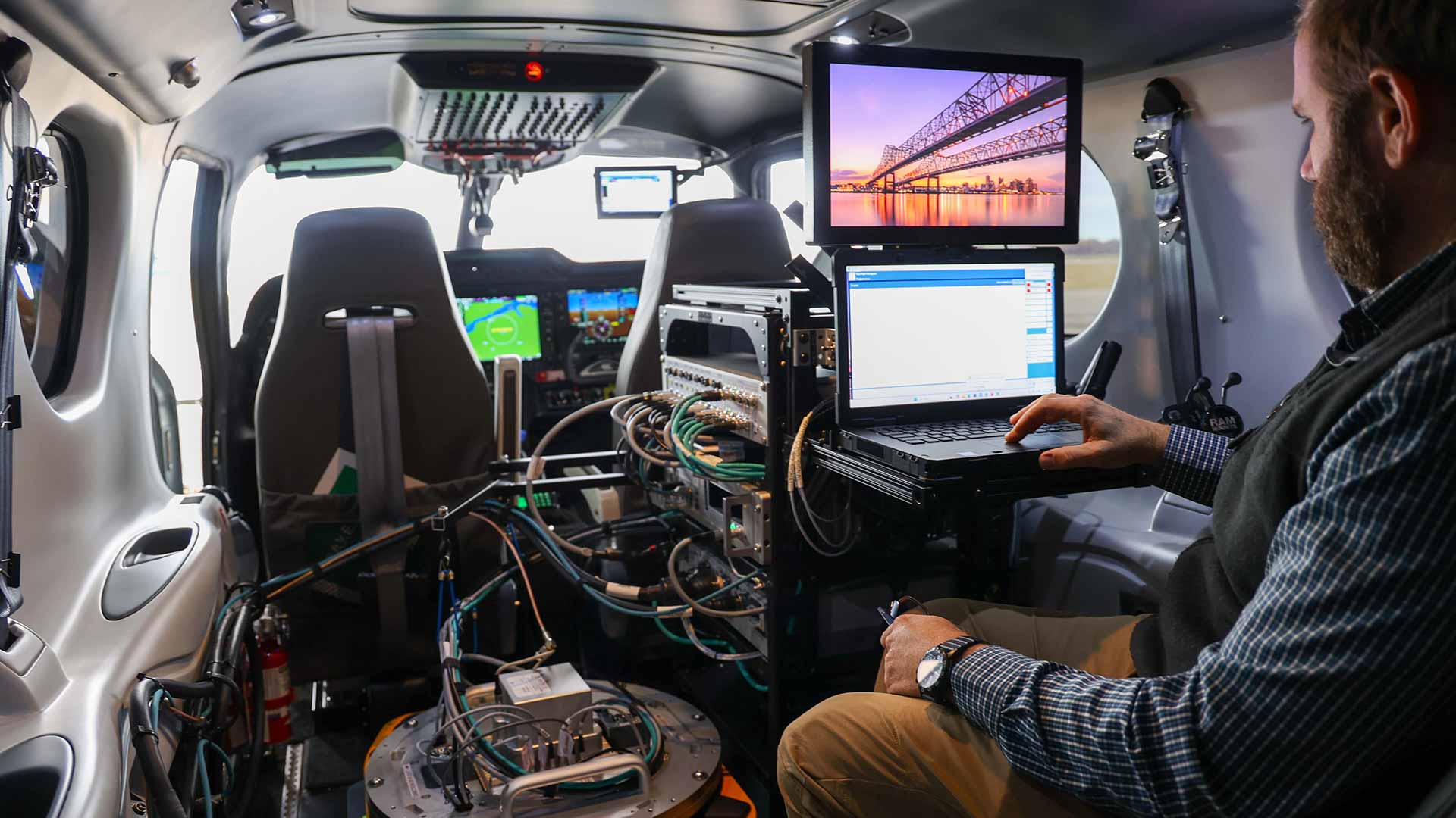 Custom instrument console for 3D mapping on the Tecnam P2012 SMP fixed-wing aircraft.