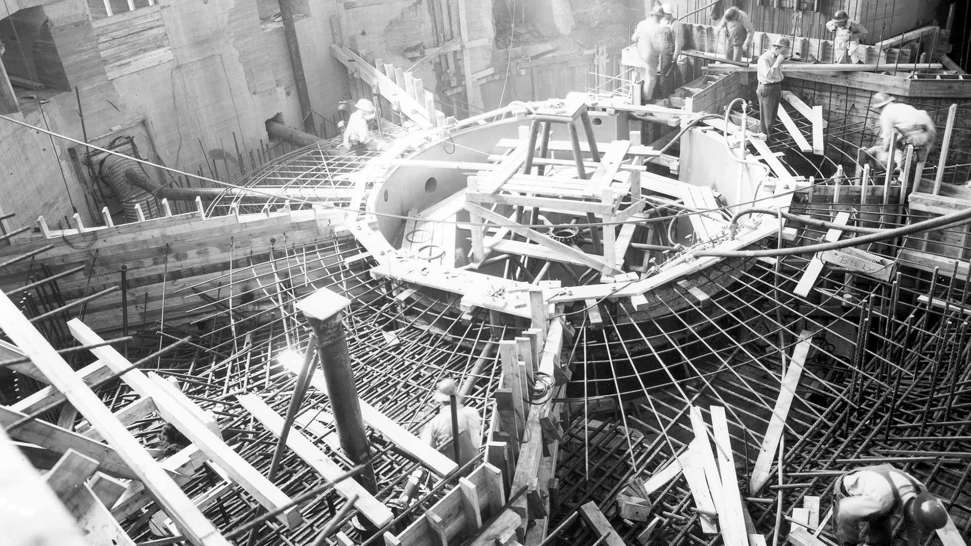 Wilson Dam under construction