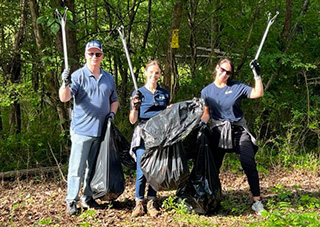 Volunteers from Sequoyah Nuclear Plant