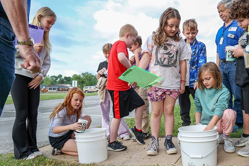 Measuring temperature is a flurry of activity.