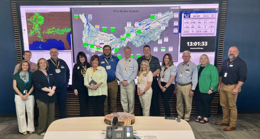 Group photo of Kentucky Leadership Academy participants at TVA’s River Operations System Center.