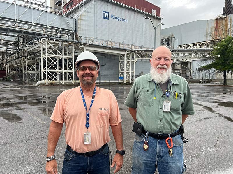 Randy Pack and Lewis Buster Endsley outside Kingston
