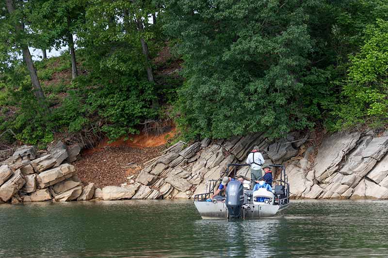 TVA biologists conduct a spring sport fish survey on Douglas Lake
