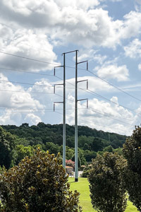 Double circuit H frame