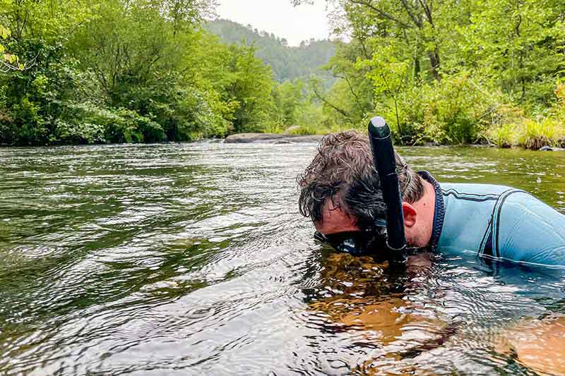 Man snorkling