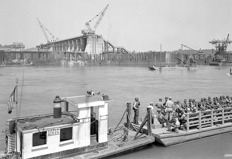 1945 Kentucky Dam